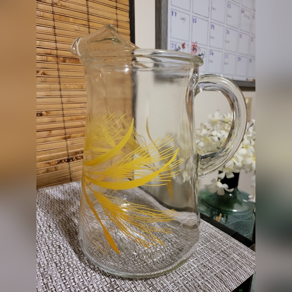 MCM Libbey Golden Wheat Harvest 2 Quart Glass Pitcher w/Ice Lip - Picture 2 of 5